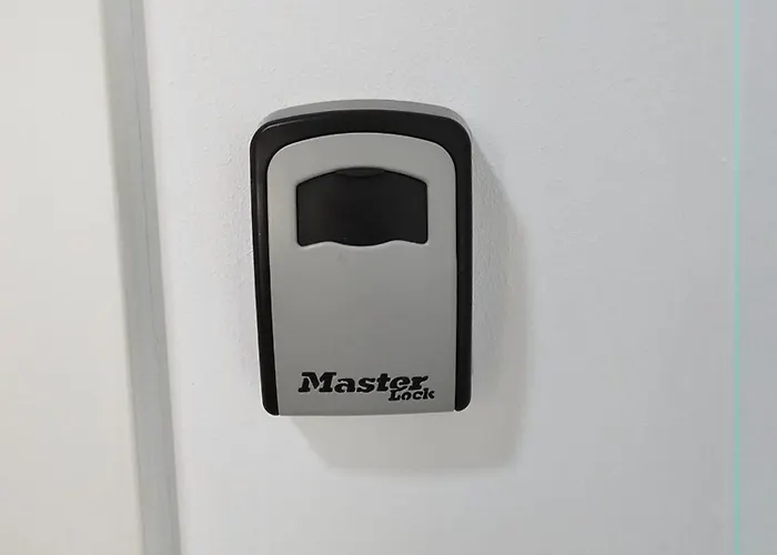 Magnet 1 Self Checkin