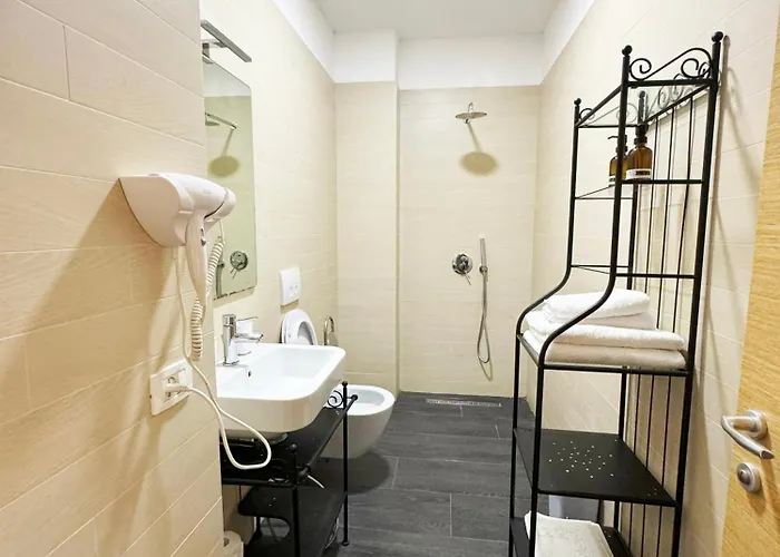 Magnet 1 Self Checkin アパート ティラナ